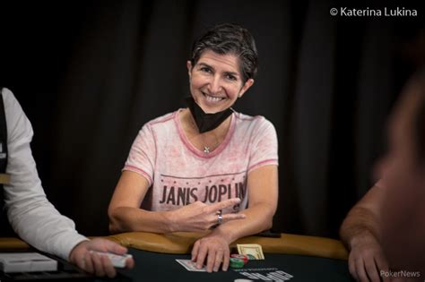 Lara eisenberg poker